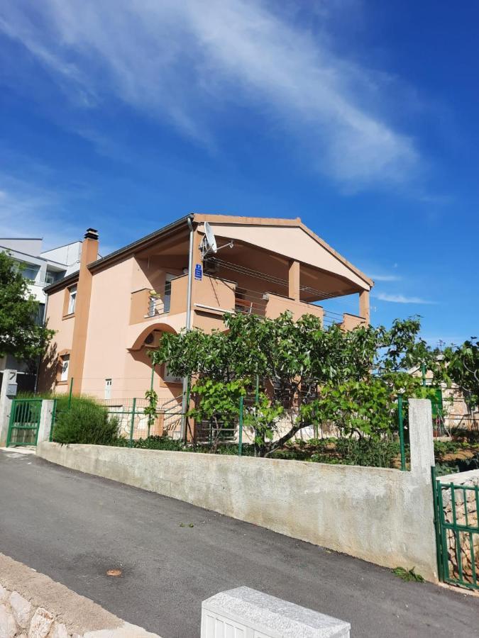 Danisacroatia Maslenica Exterior foto